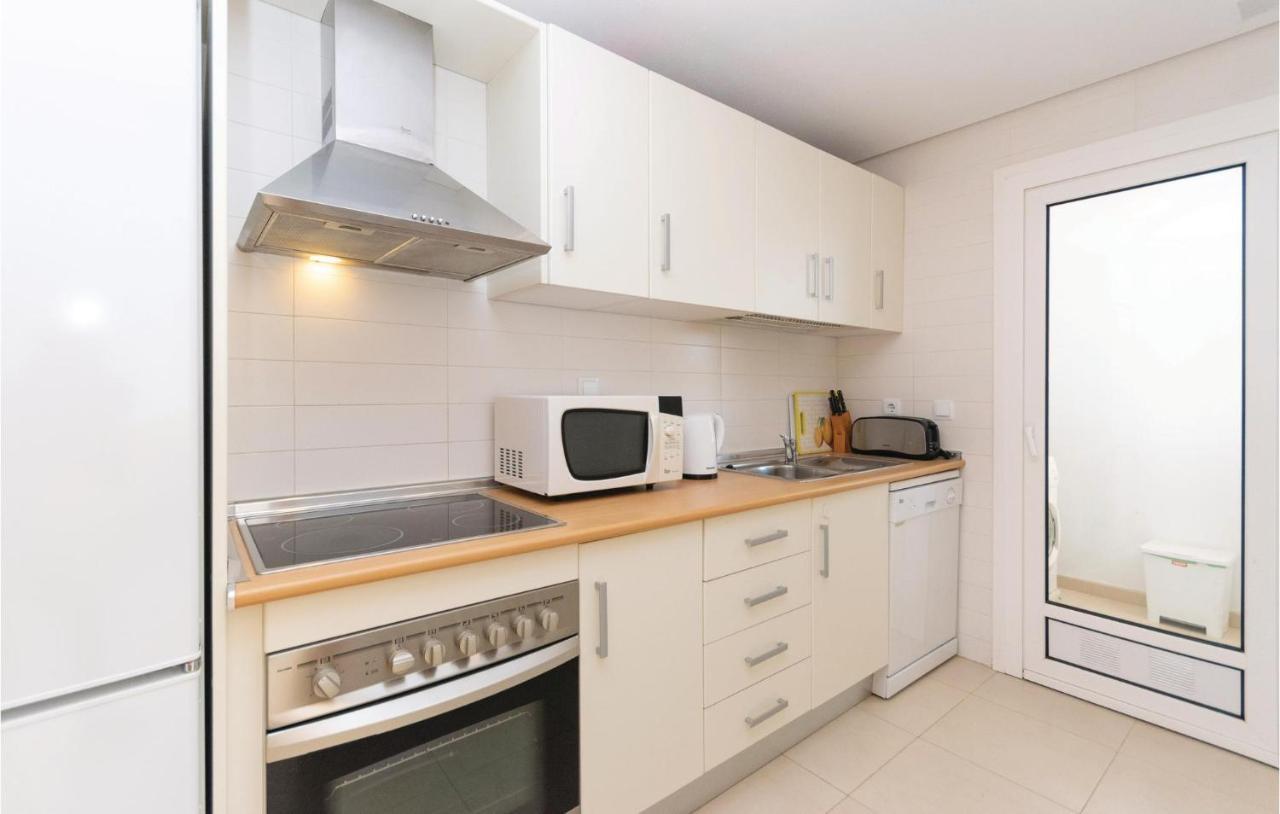 2 Bedroom Amazing Apartment In Roldan Los Tomases Kültér fotó